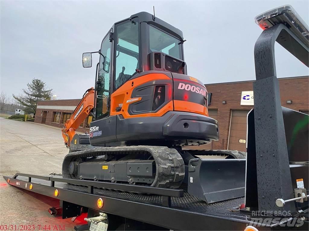 Develon DX55R-7 Minigraafmachines < 7t