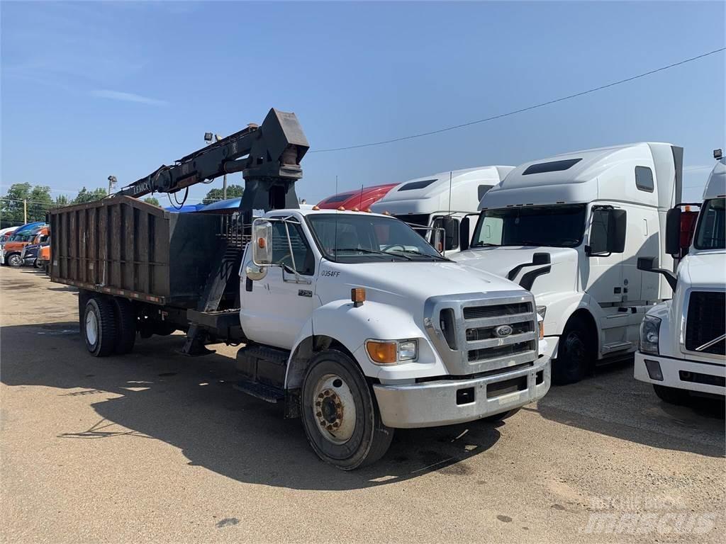 Ford F750 Vlakke laadvloer met kraan