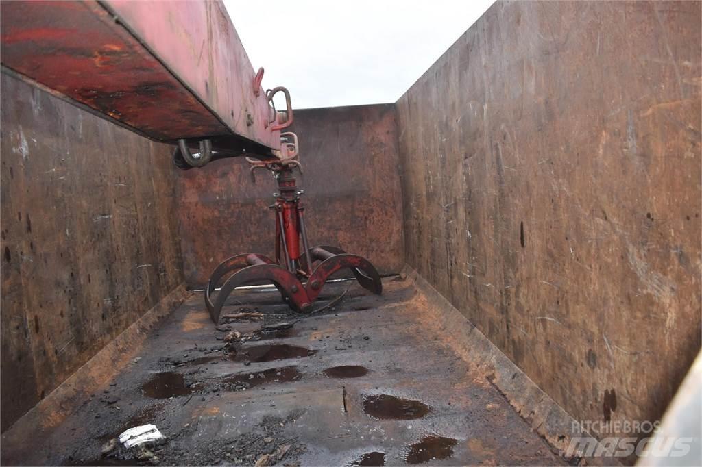 Ford L8000 Vlakke laadvloer met kraan