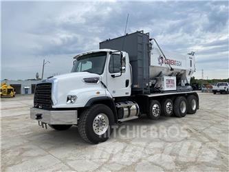 Freightliner 114SD Betonmixers en pompen