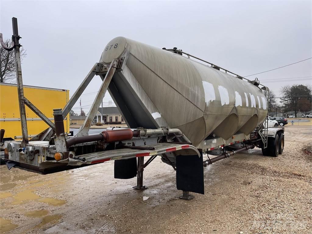 Fruehauf  Tankwagen