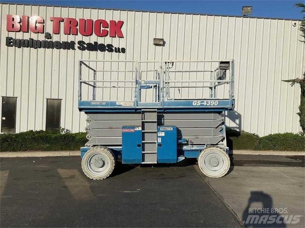 Genie GS4390RT Schaarhoogwerkers