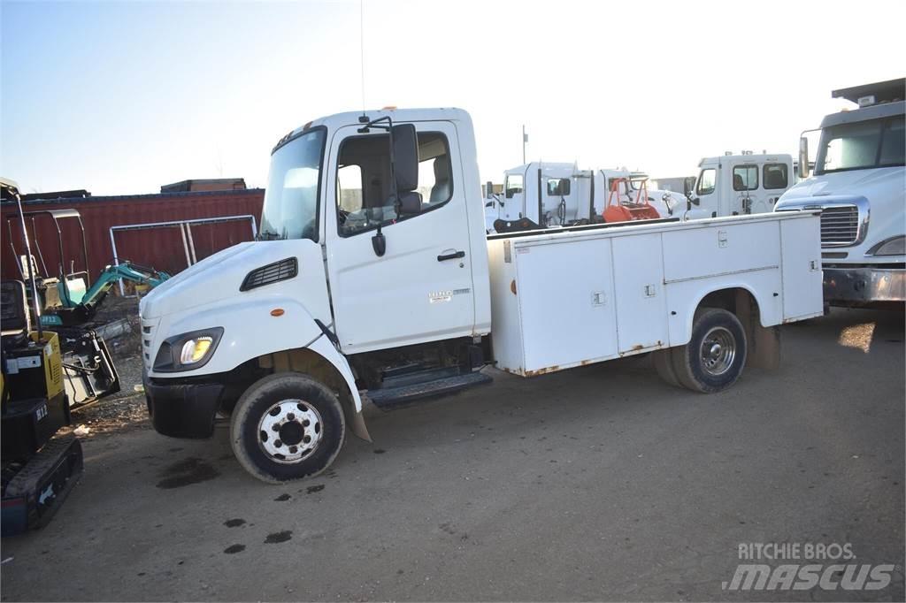 Hino 145 Onderhoud voertuigen