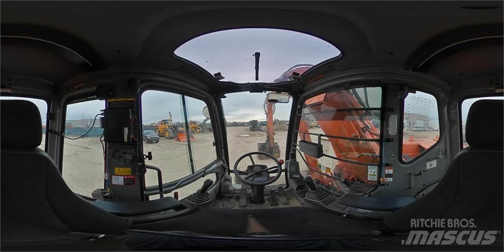 Hitachi ZX210W Wielgraafmachines