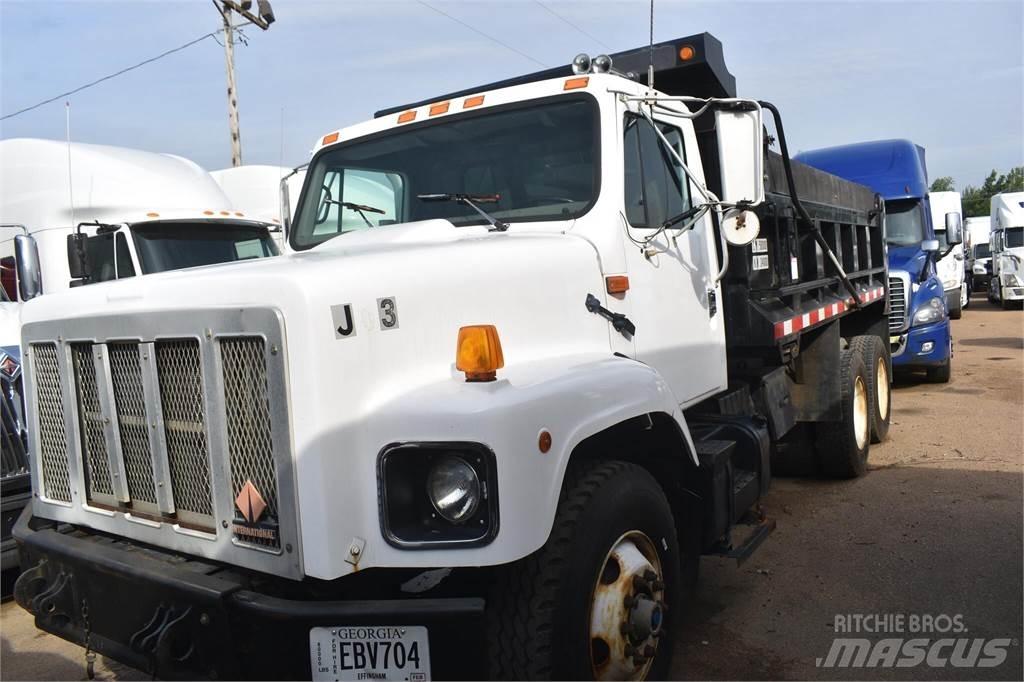 International S2600 Kipper