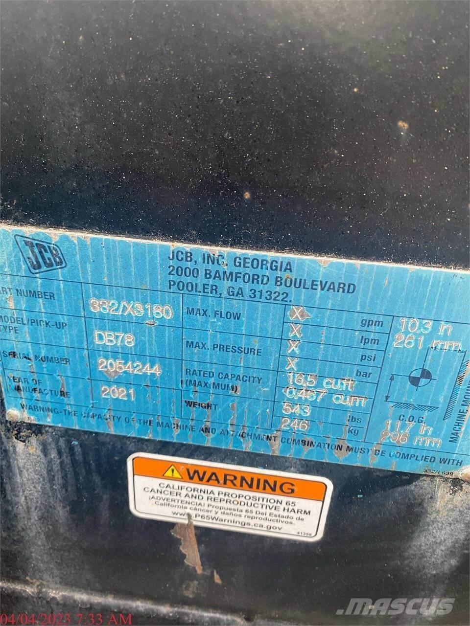 JCB 3TS-8W Schrankladers