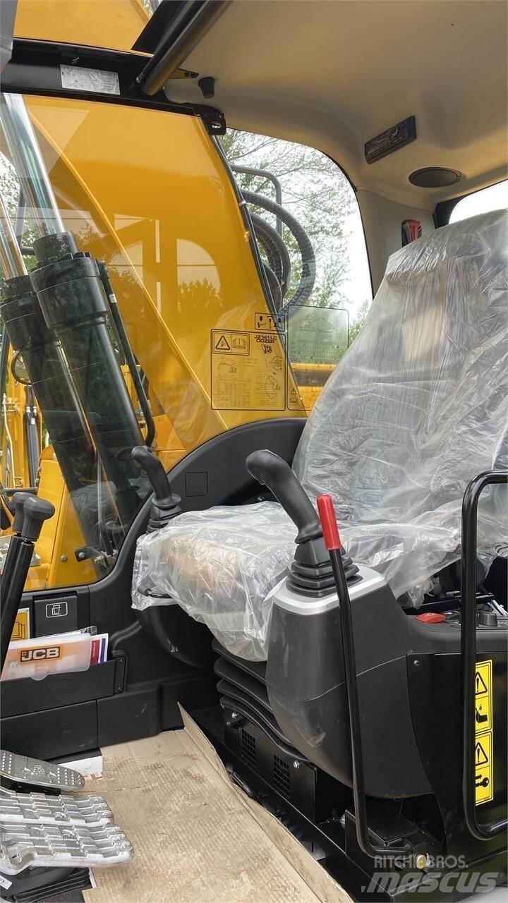 JCB JZ141 LC Rupsgraafmachines
