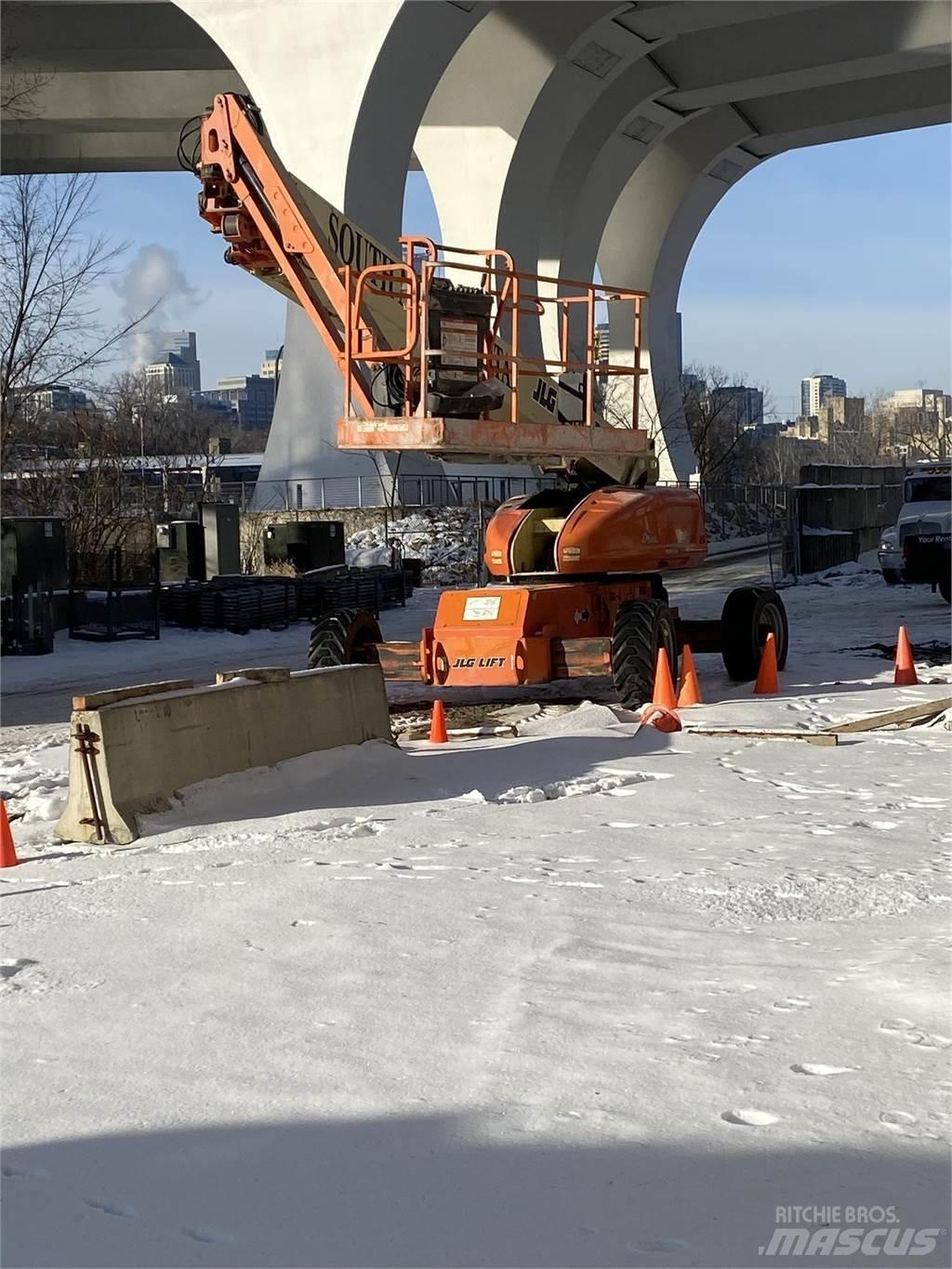 JLG 1350SJP Telescoophoogwerkers