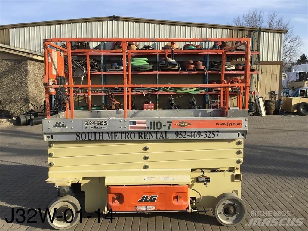 JLG 3246ES Schaarhoogwerkers