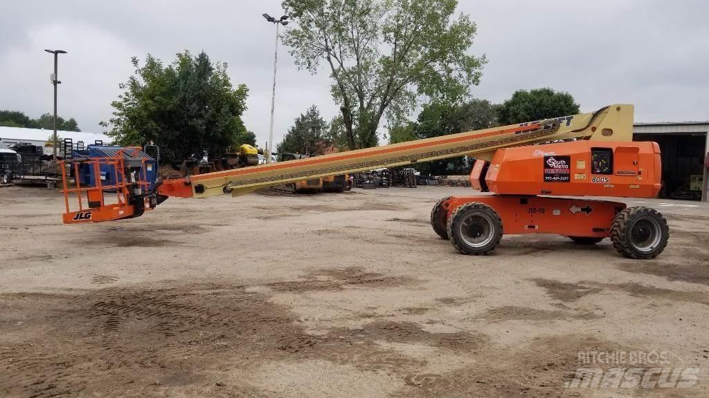 JLG 800S Telescoophoogwerkers