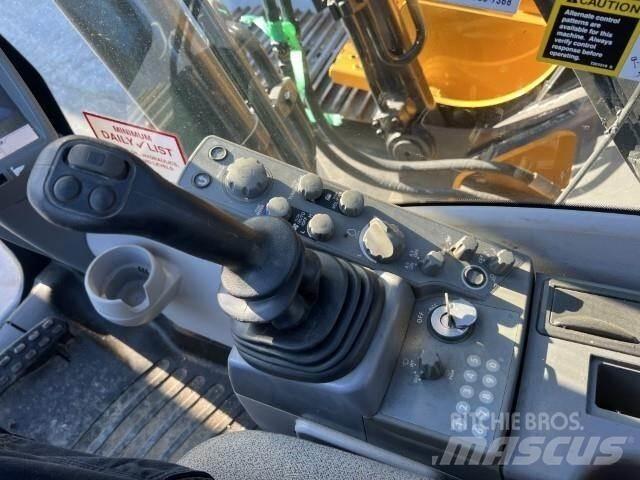 John Deere 210G LC Rupsgraafmachines