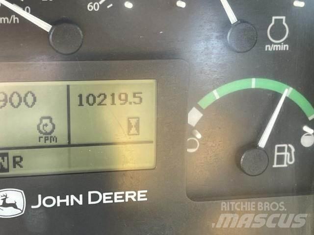 John Deere 460E Knik dumptrucks