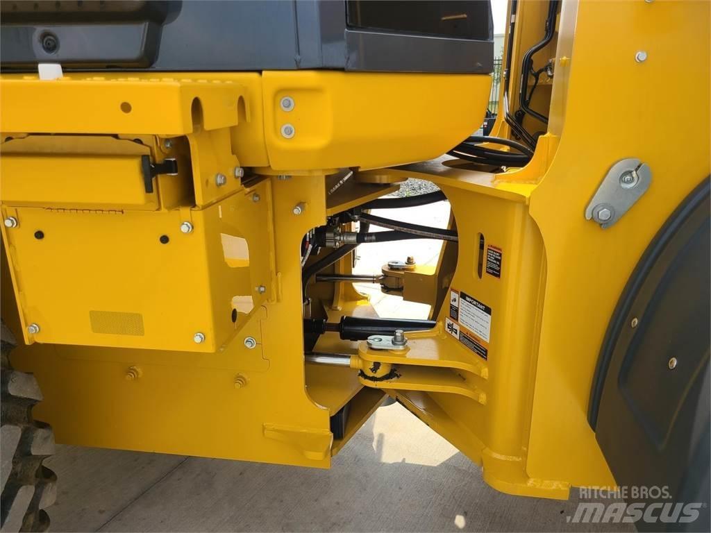 John Deere 544P Wielladers