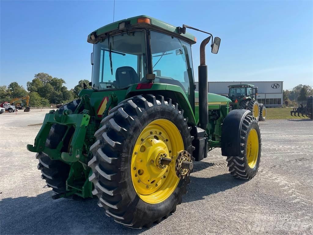 John Deere 8200 Tractoren