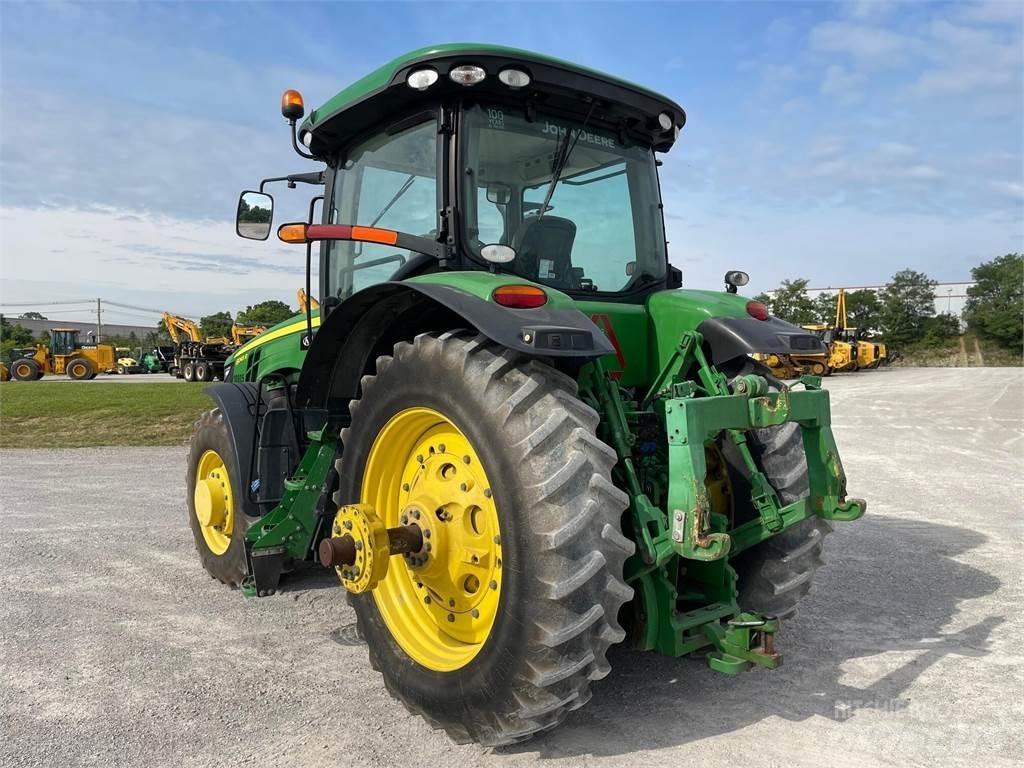 John Deere 8245R Tractoren