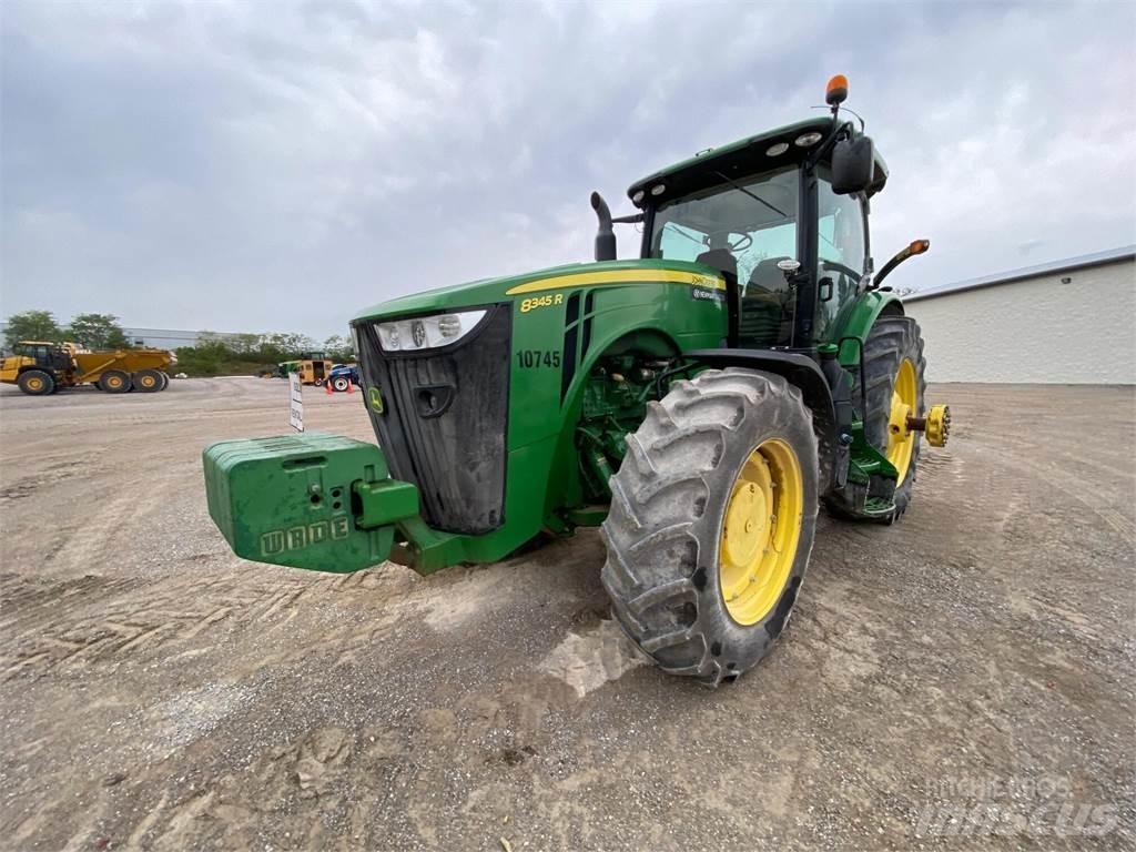 John Deere 8345R Tractoren