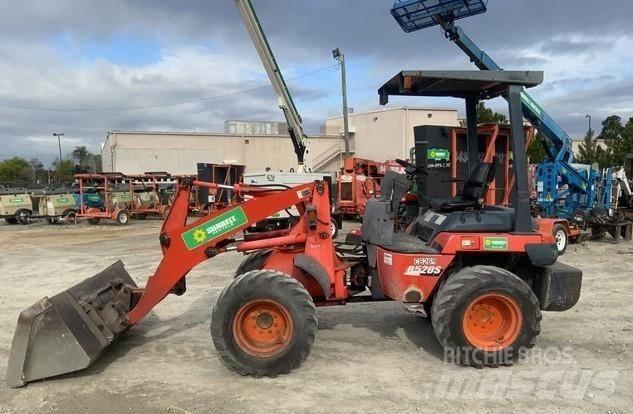 Kubota R520ST Wielladers