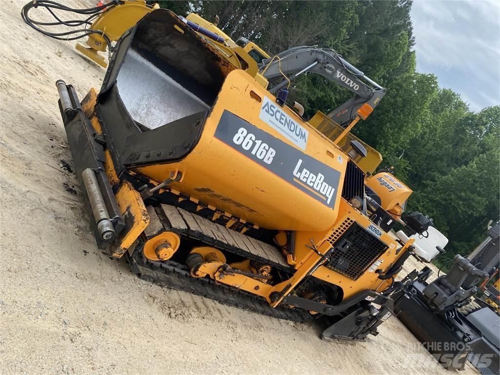 LeeBoy 8616B Asfaltafwerkmachines