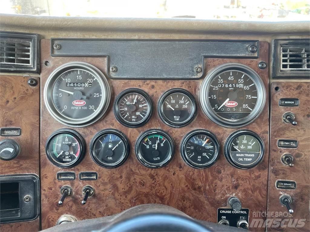 Peterbilt 335 Water tankwagens