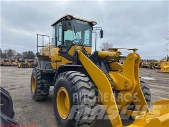SDLG L948F Wielladers