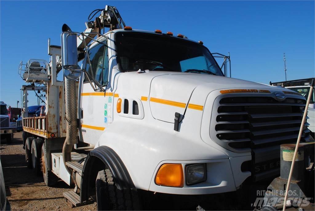 Sterling L8500 Vlakke laadvloer met kraan