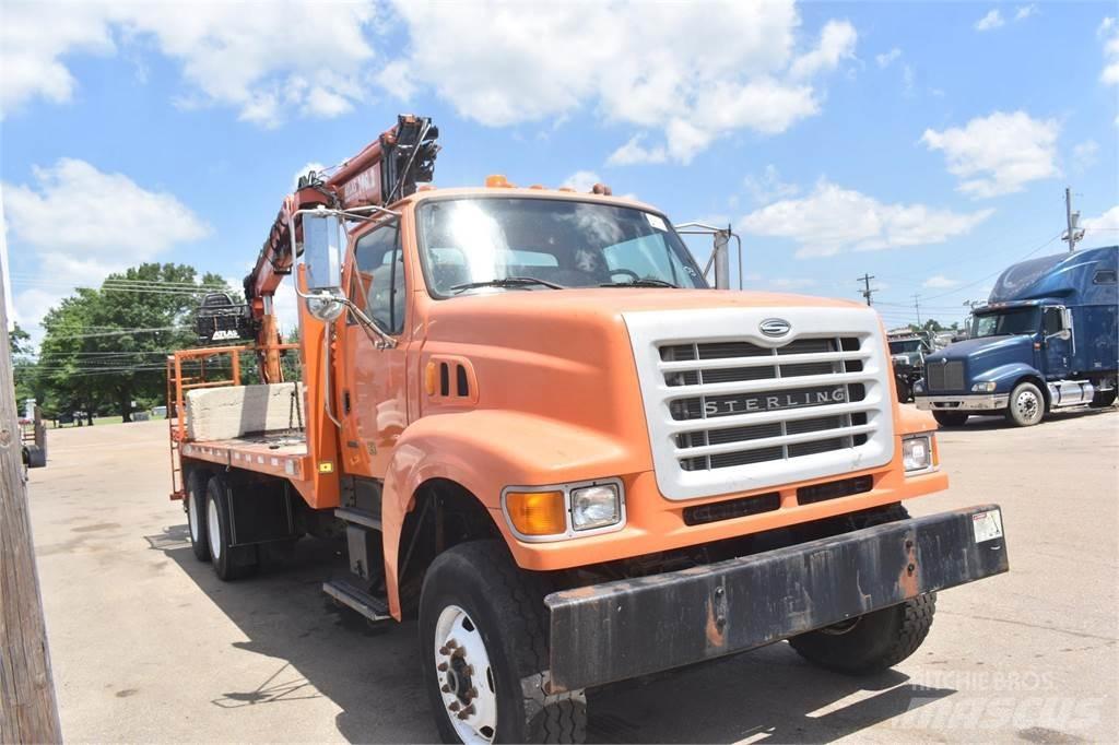 Sterling L9500 Vlakke laadvloer met kraan