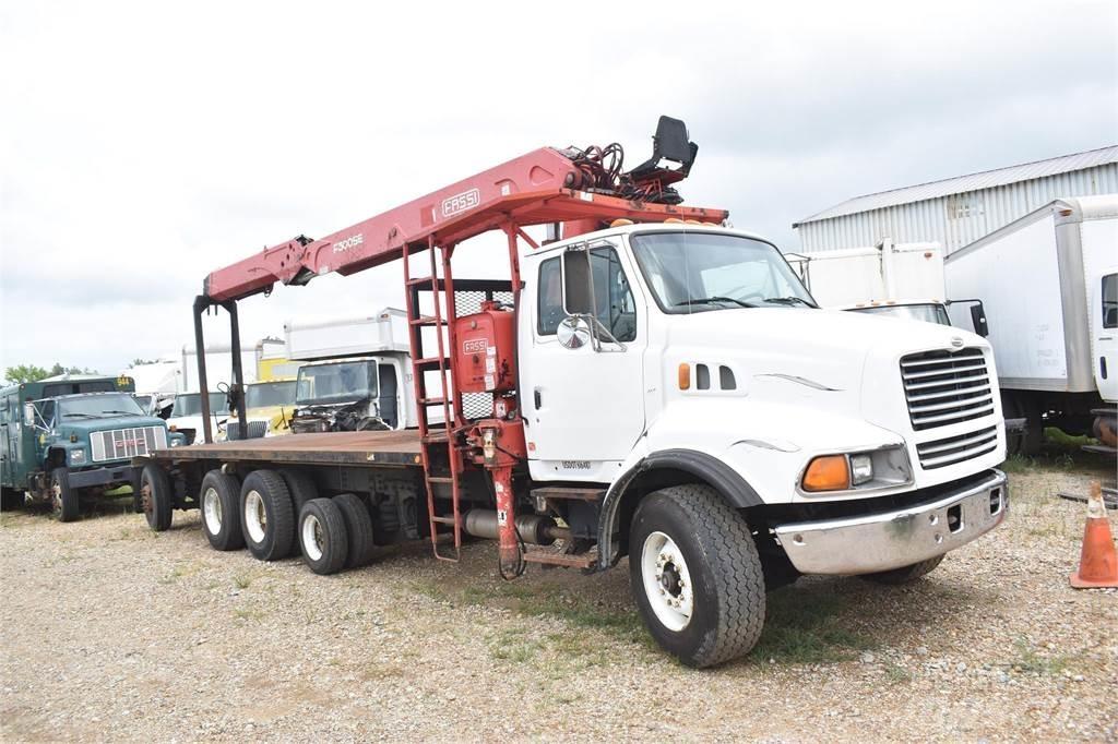 Sterling LT9500 Vlakke laadvloer met kraan