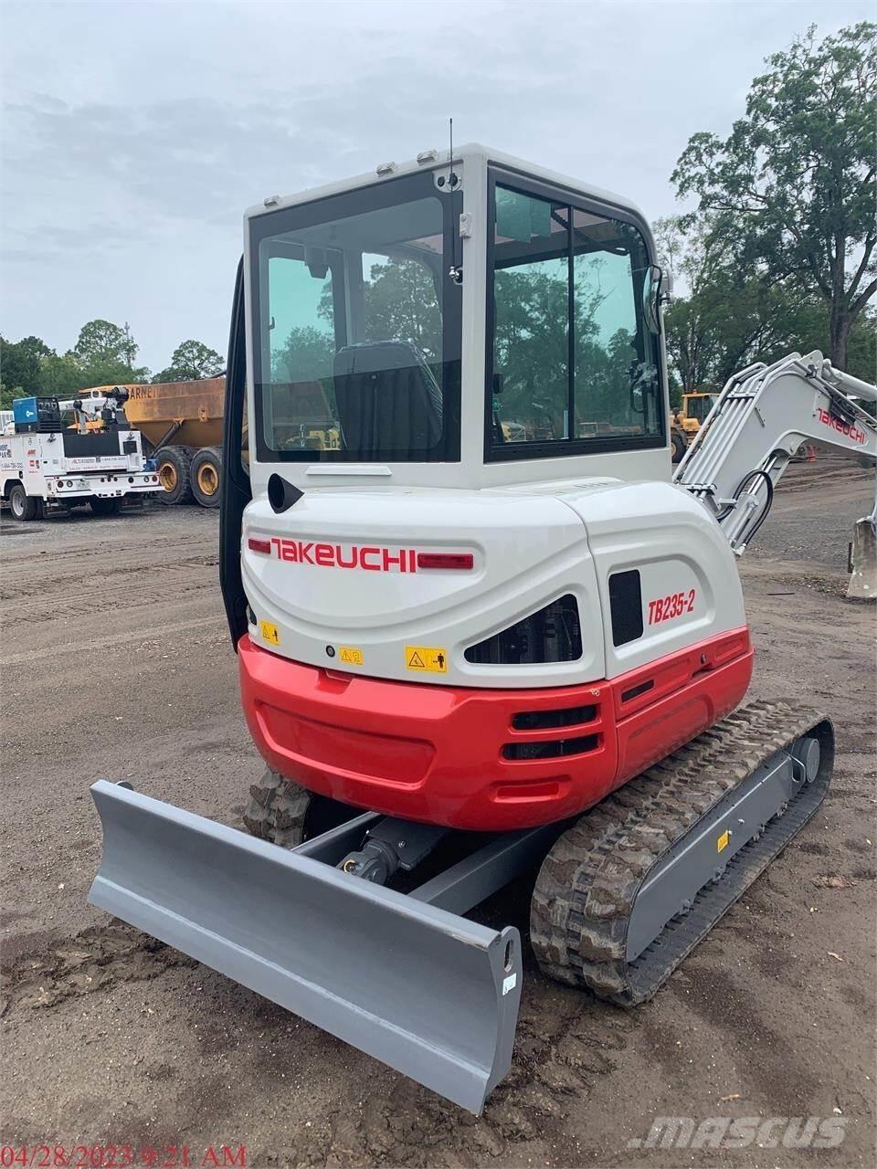 Takeuchi TB235-2 Minigraafmachines < 7t