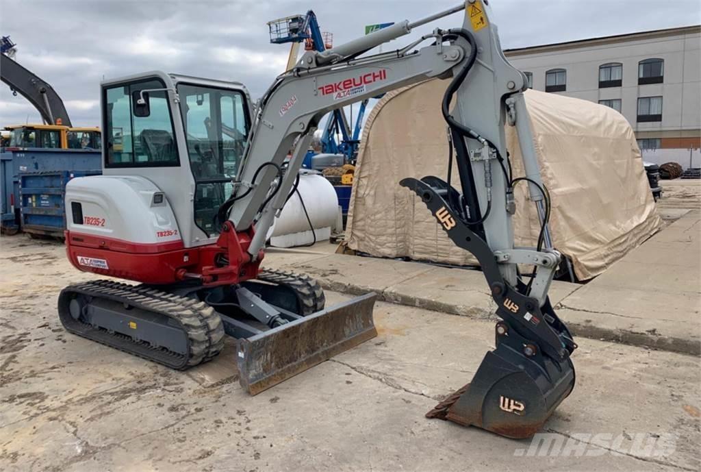 Takeuchi TB235-2 Minigraafmachines < 7t