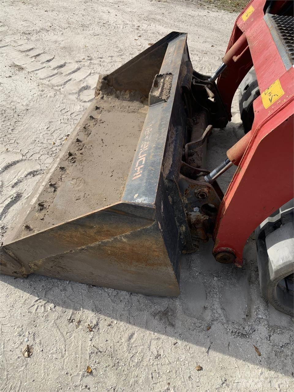Takeuchi TL8 Schrankladers