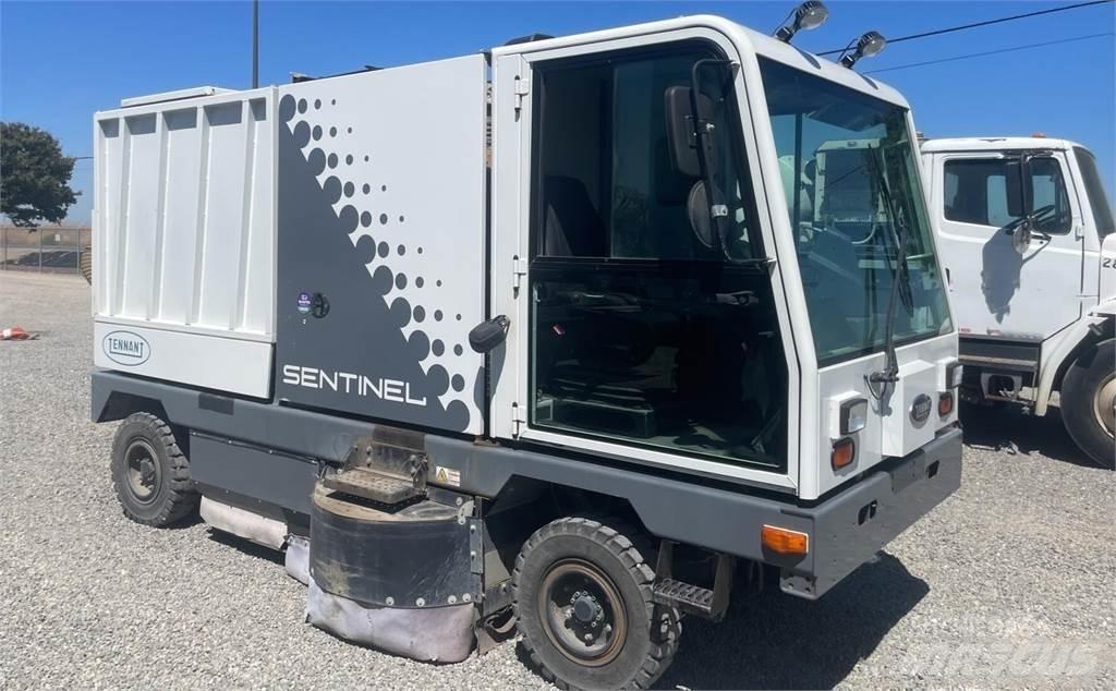Tennant SENTINEL Veegmachines