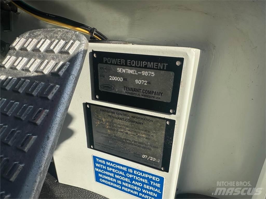 Tennant SENTINEL Veegmachines