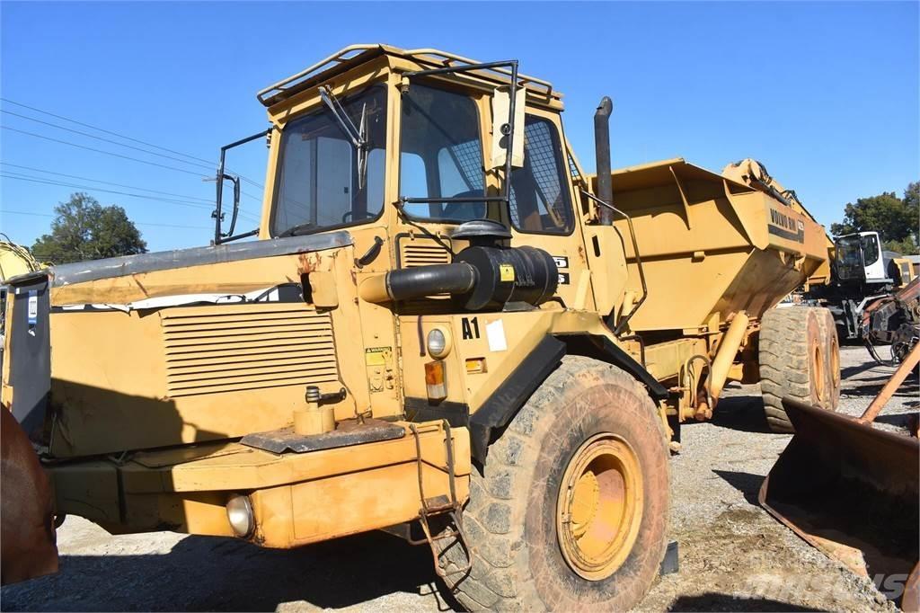 Volvo A25 Knik dumptrucks