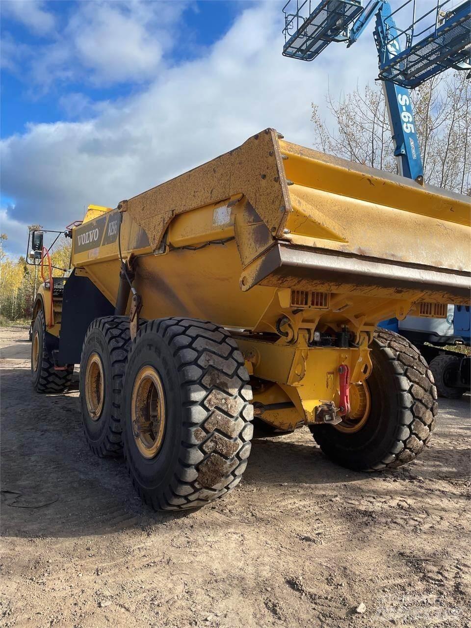 Volvo A25G Knik dumptrucks