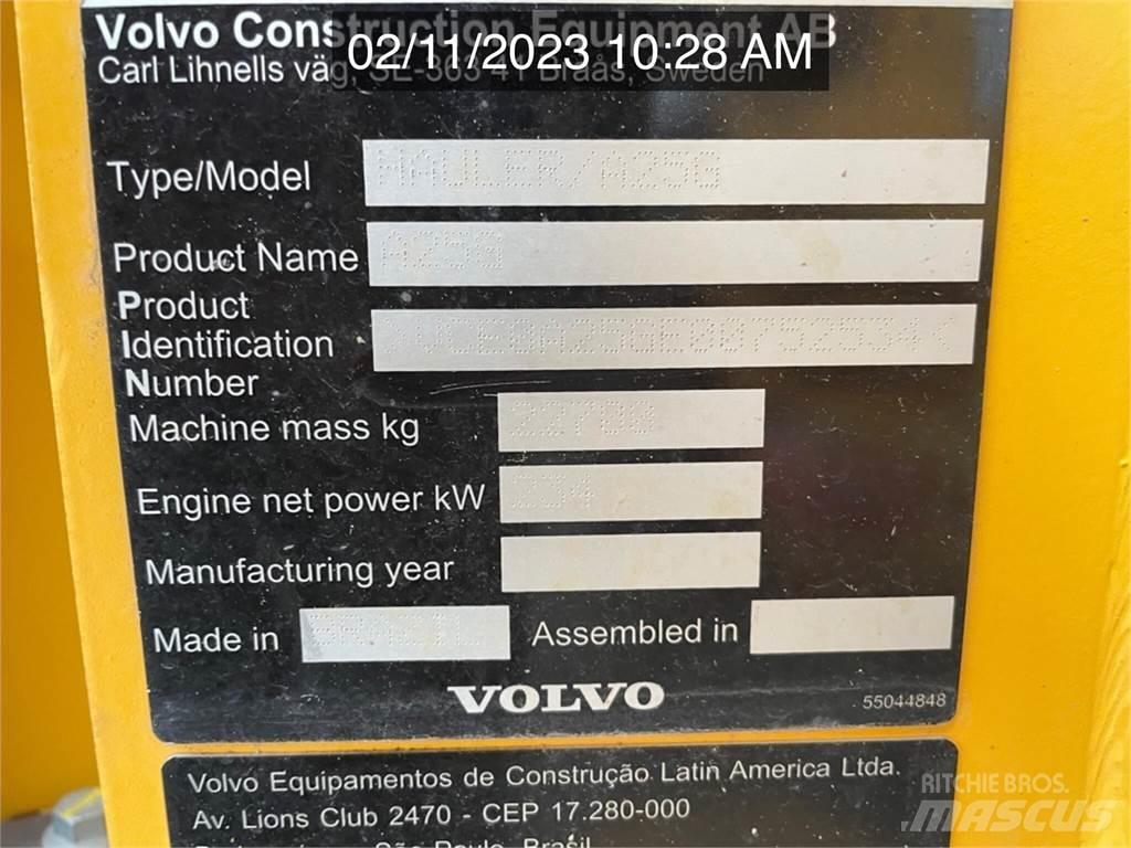 Volvo A25G Knik dumptrucks