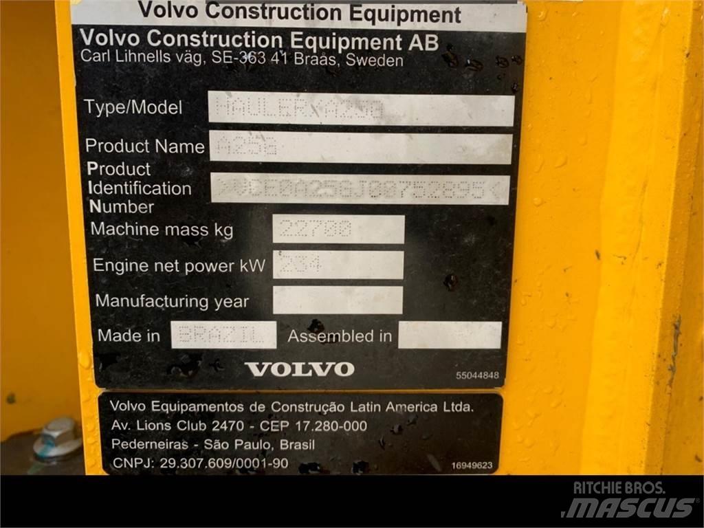 Volvo A25G Knik dumptrucks