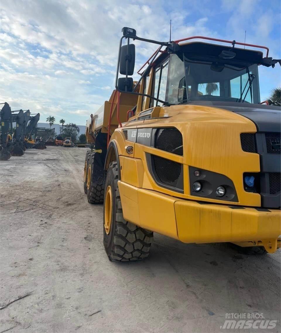 Volvo A25G Knik dumptrucks