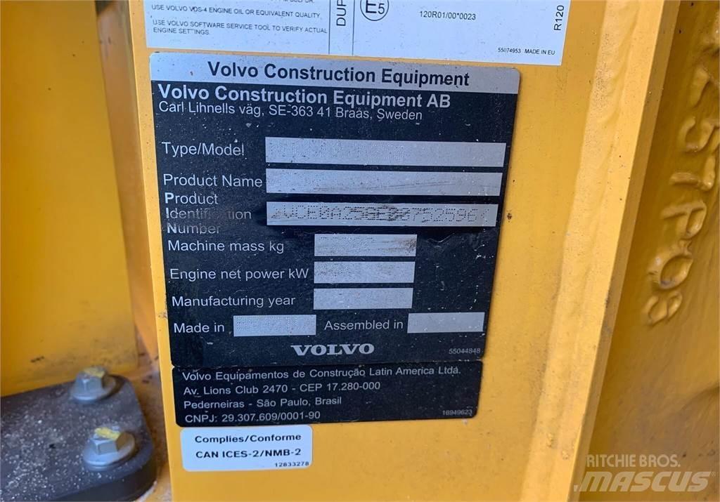 Volvo A25G Knik dumptrucks