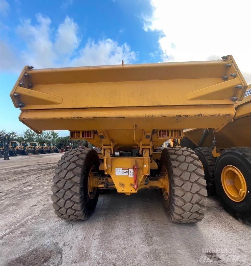 Volvo A25G Knik dumptrucks
