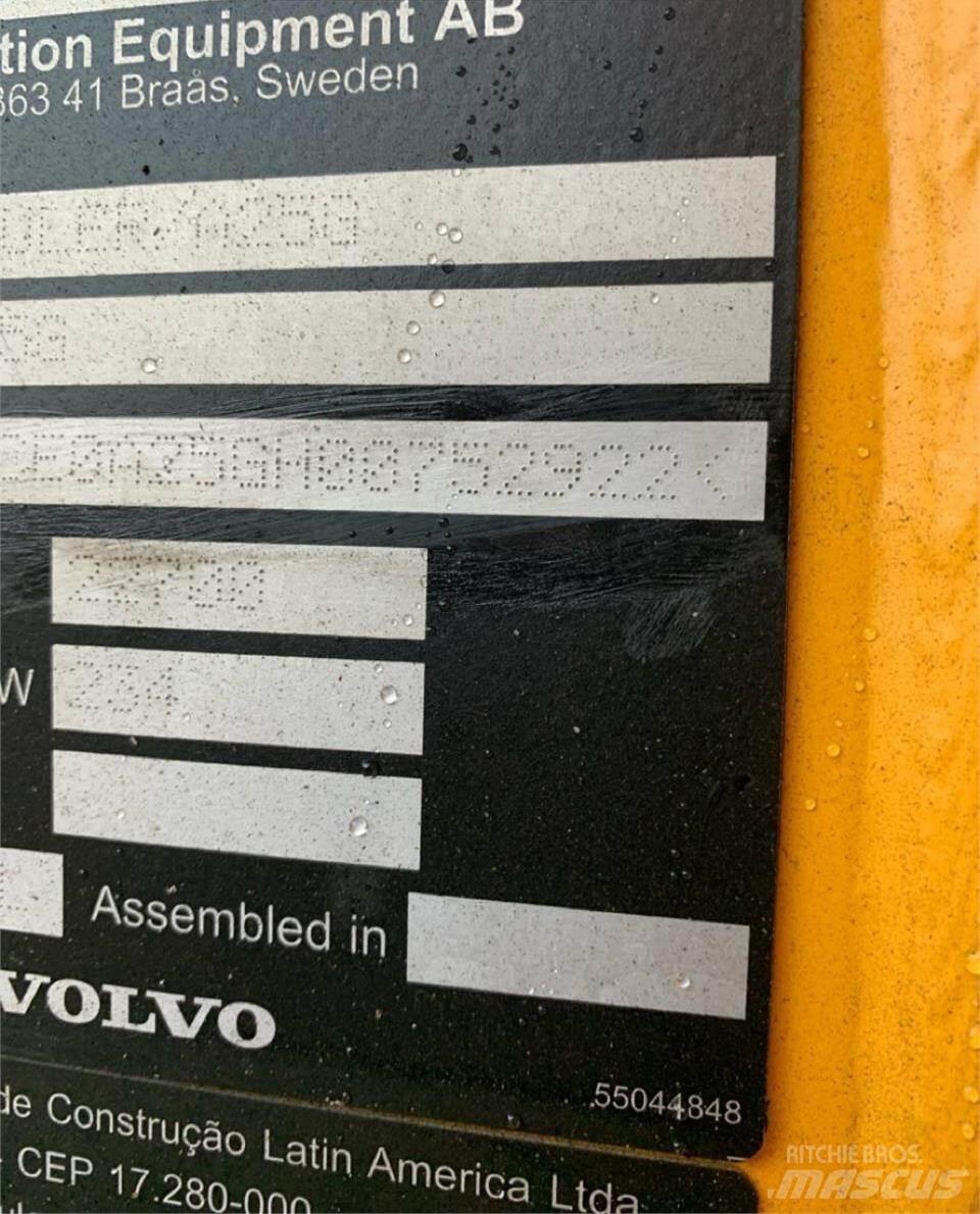 Volvo A25G Knik dumptrucks