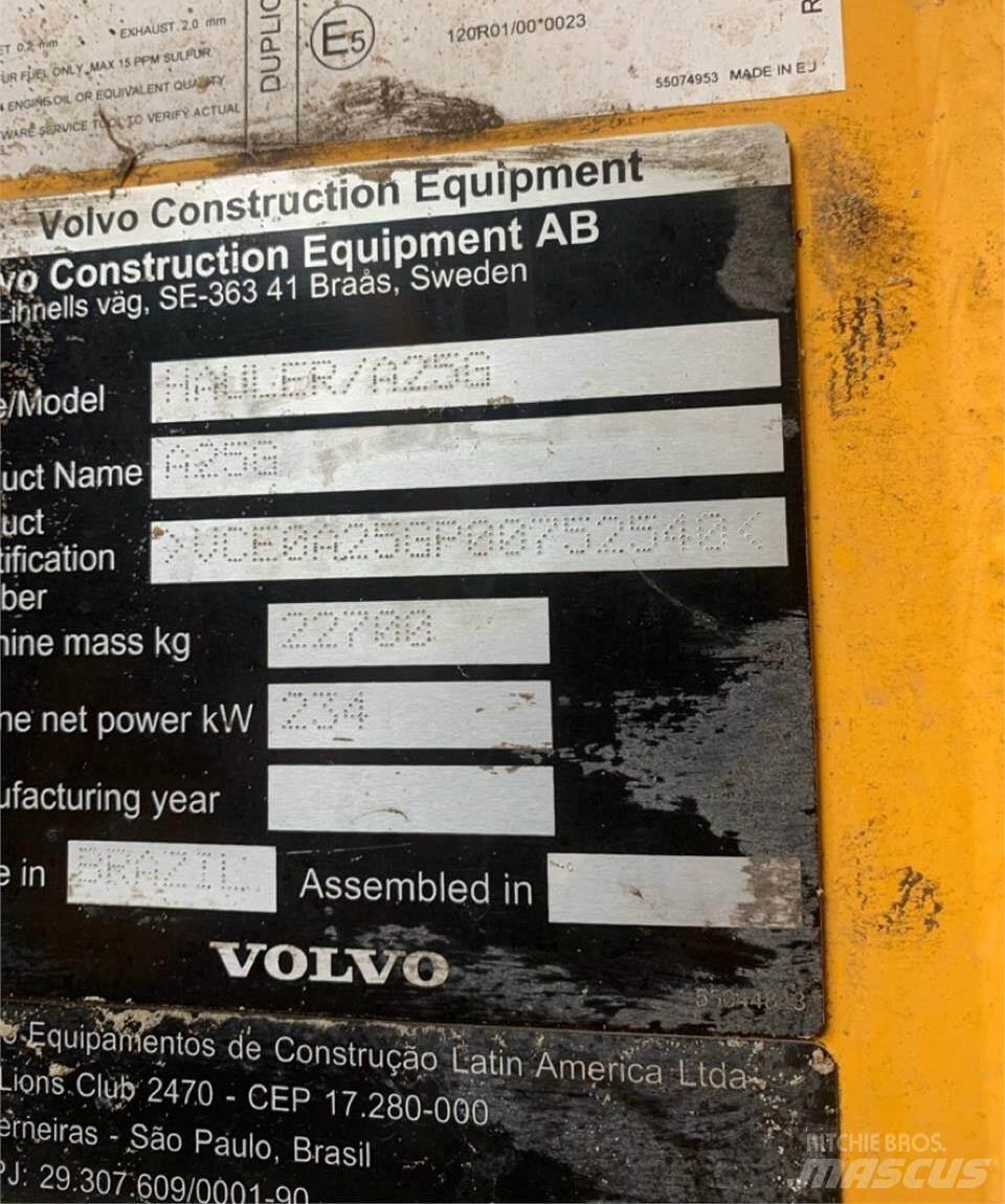 Volvo A25G Knik dumptrucks