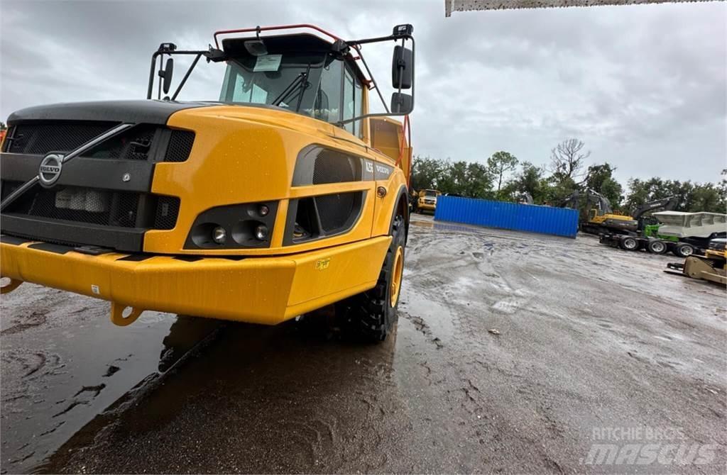 Volvo A25G Knik dumptrucks