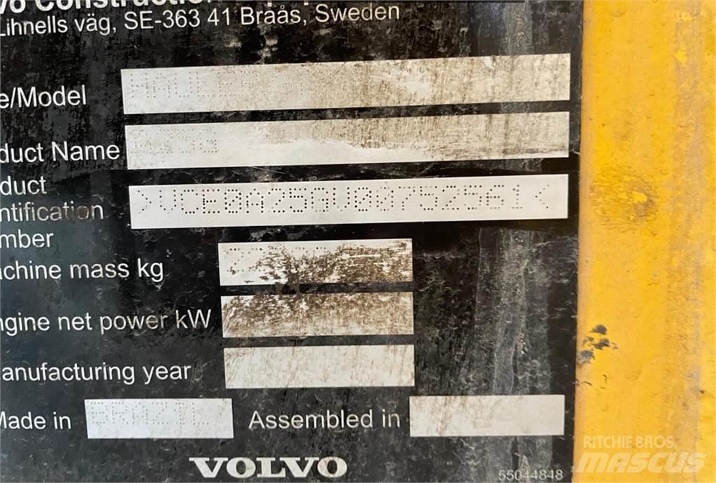 Volvo A25G Knik dumptrucks