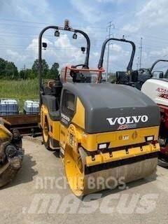 Volvo CR30B Combinatiewalsen