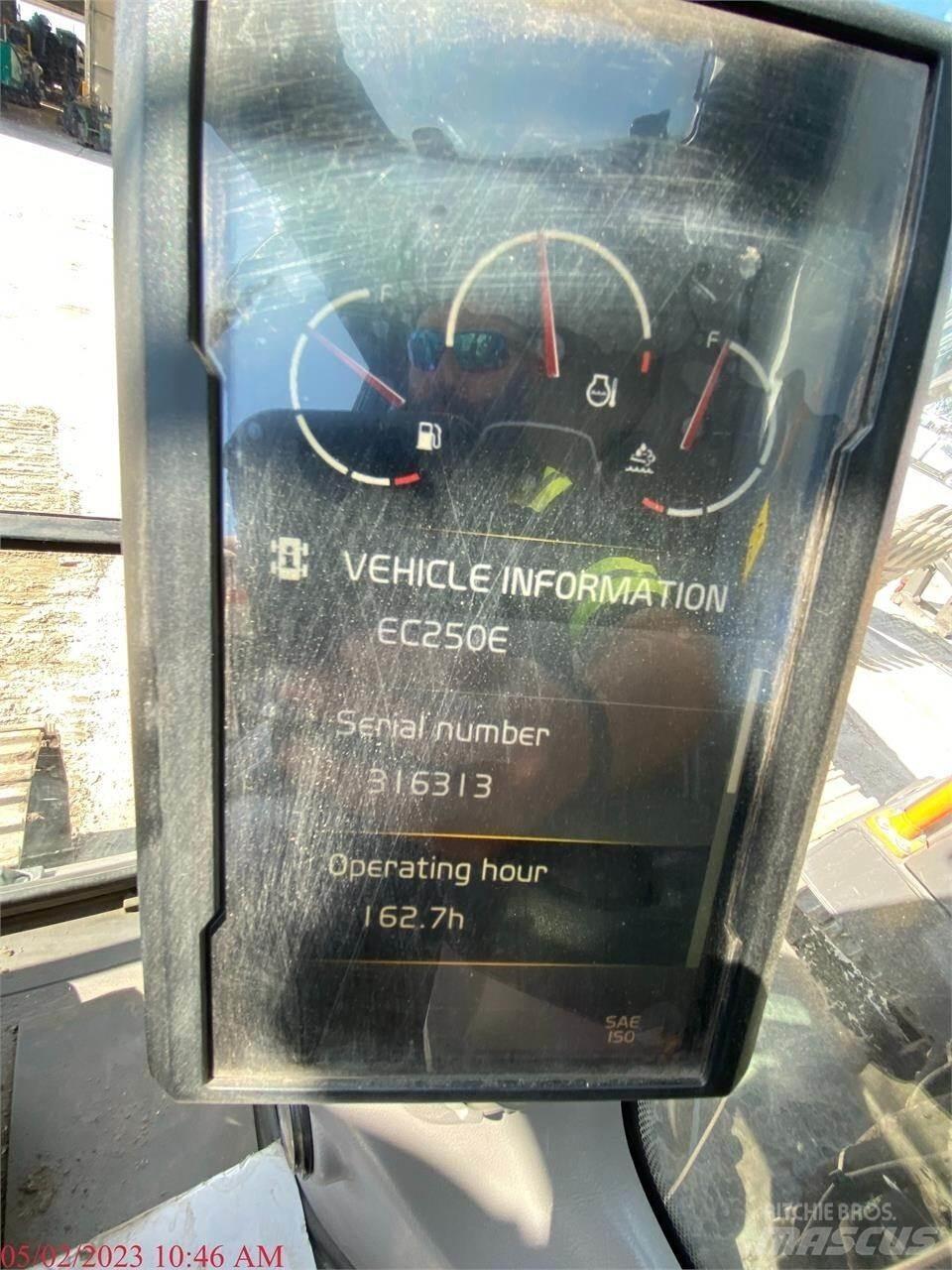 Volvo EC250EL Rupsgraafmachines
