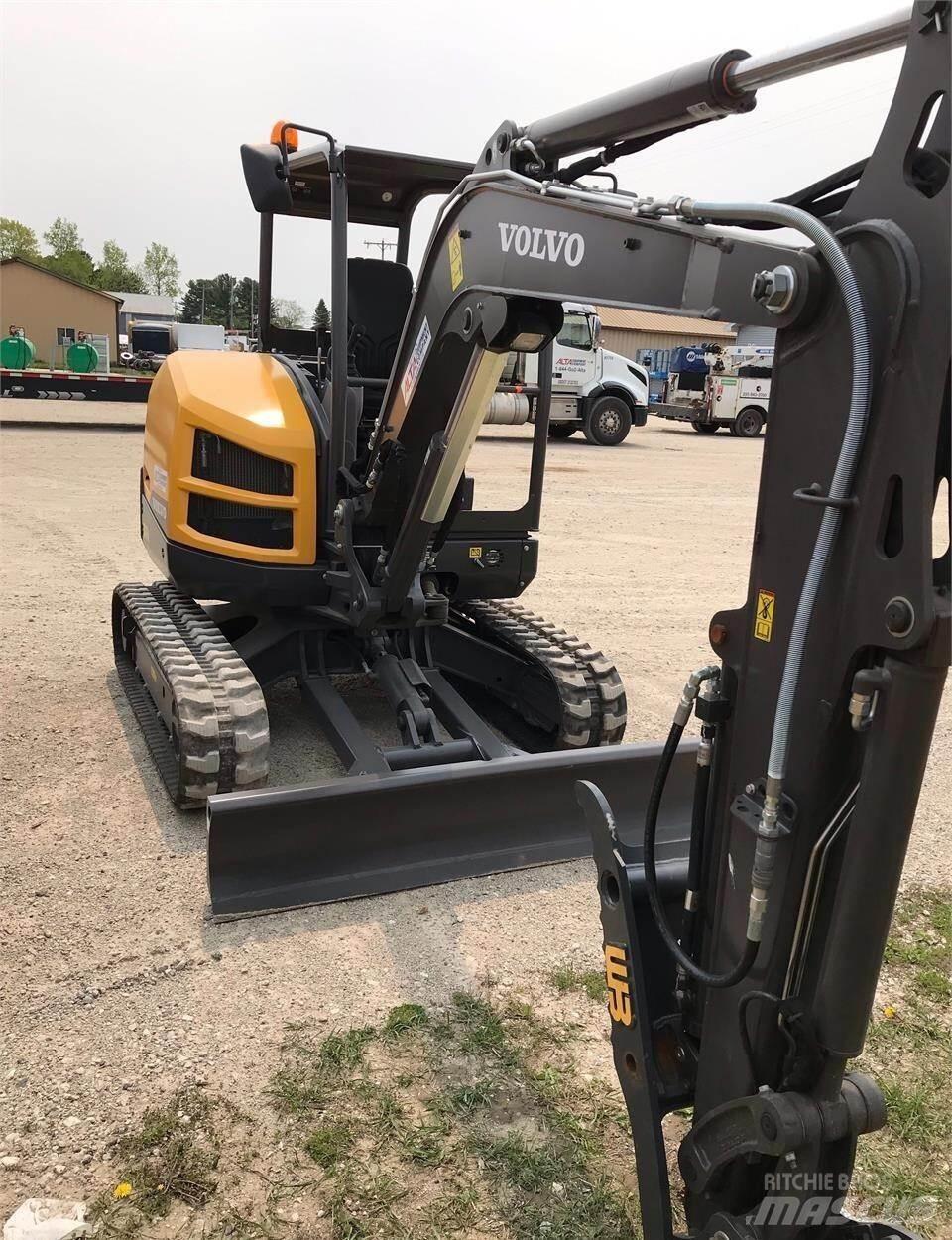 Volvo EC35D Minigraafmachines < 7t