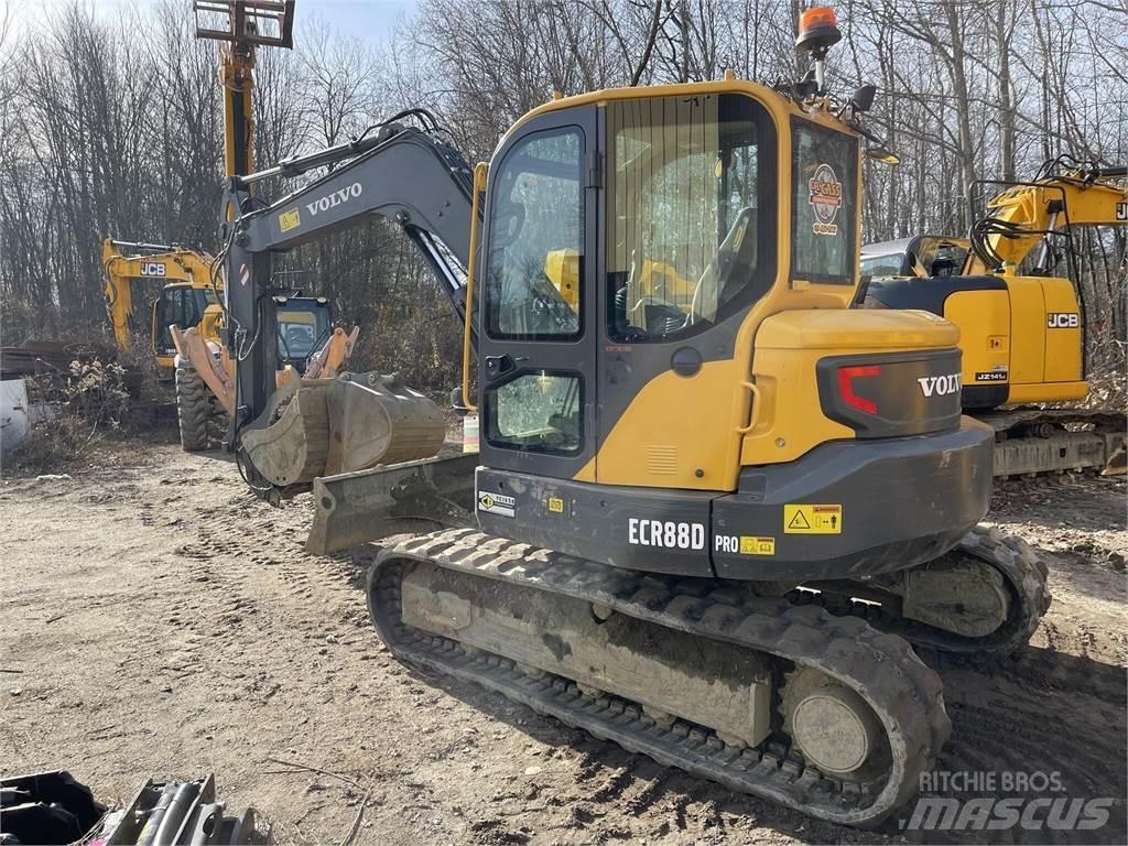 Volvo ECR88D Rupsgraafmachines