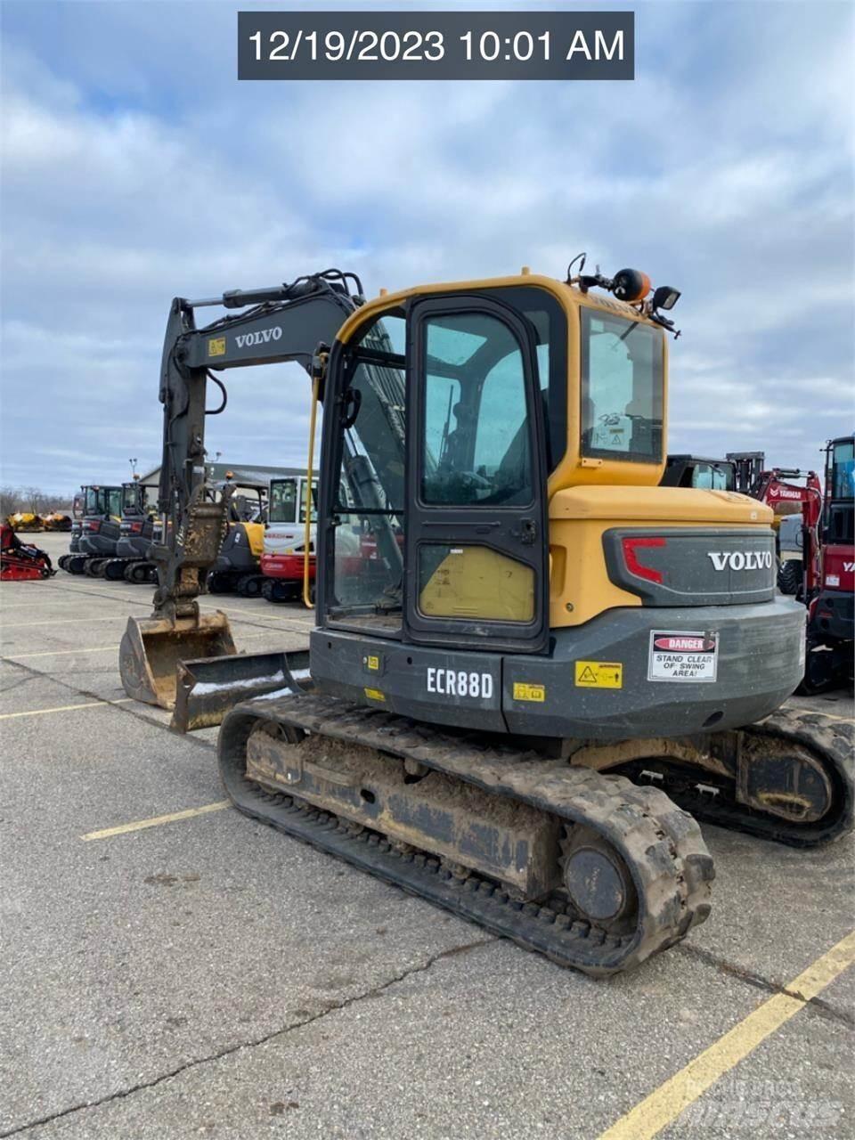 Volvo ECR88D Rupsgraafmachines