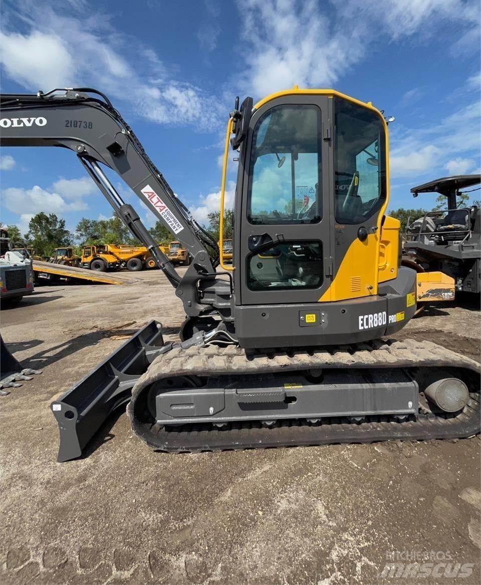 Volvo ECR88D Rupsgraafmachines