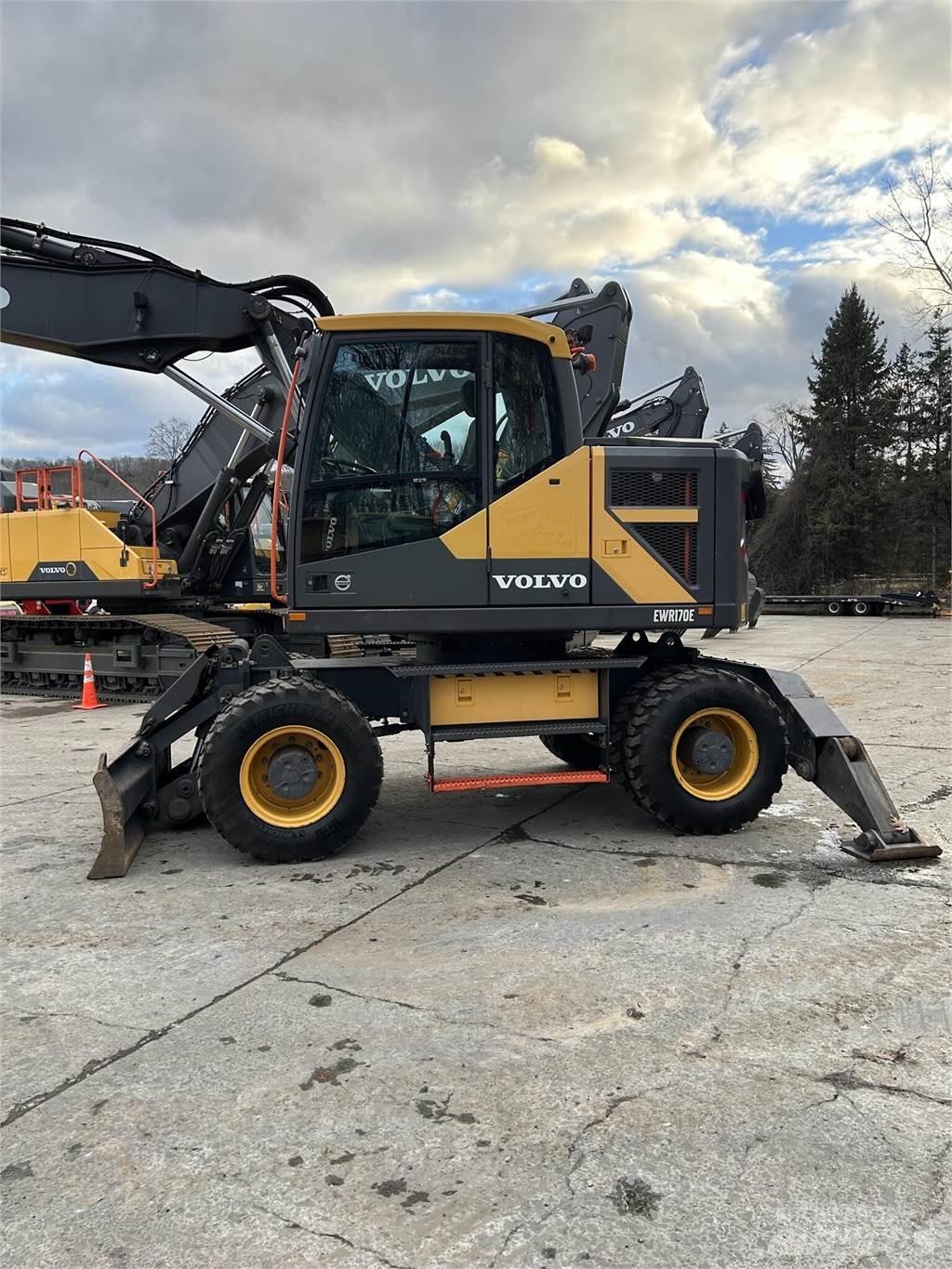 Volvo EWR170E Wielgraafmachines